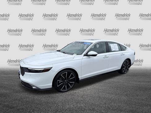 Certified 2025 Honda Accord Touring image 5