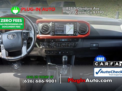 Used 2020 Toyota Tacoma TRD Off-Road w/ Advanced Technology Package AWD/4WD image 17