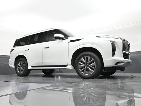 Used 2025 INFINITI QX80 Pure AWD/4WD image 27