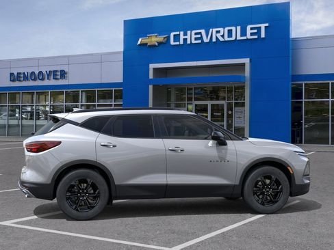 New 2025 Chevrolet Blazer LT image 29