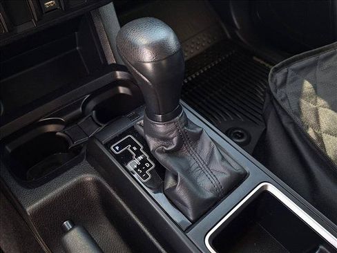 Used 2020 Toyota Tacoma SR RWD image 13