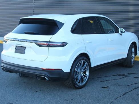 Certified 2022 Porsche Cayenne image 8