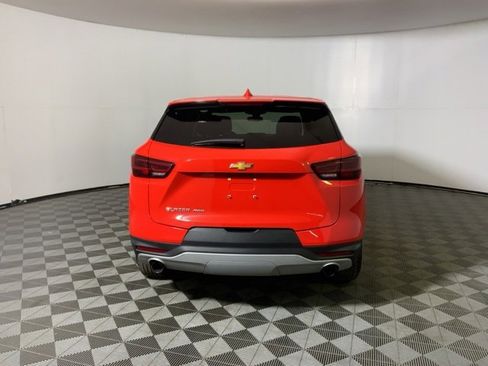 Used 2025 Chevrolet Blazer LT image 7