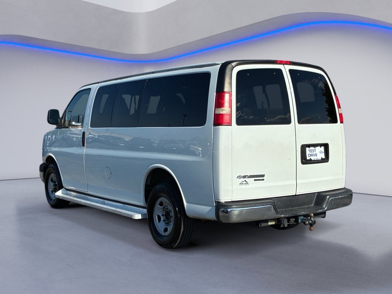 Used 2014 Chevrolet Express 3500 LT w/ LT Preferred Equipment Group RWD image 3