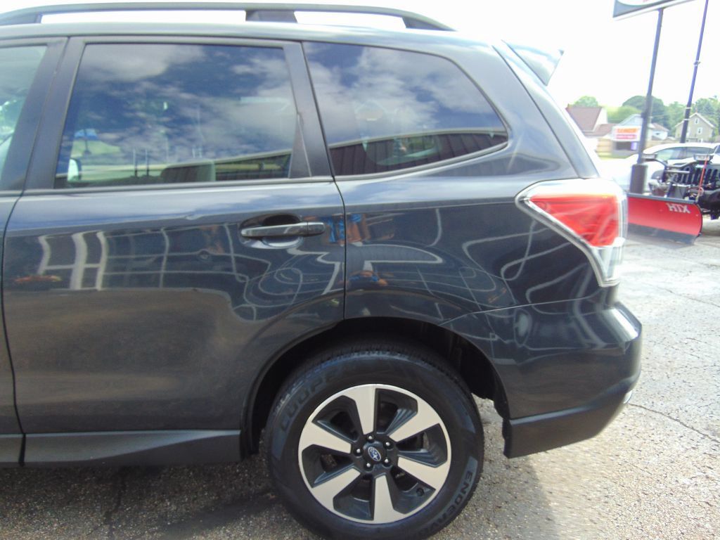 Used 2018 Subaru Forester 2.5i Premium AWD/4WD image 13