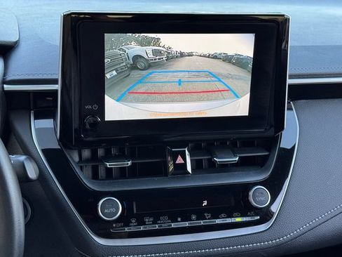 Used 2025 Toyota Corolla XSE FWD image 26