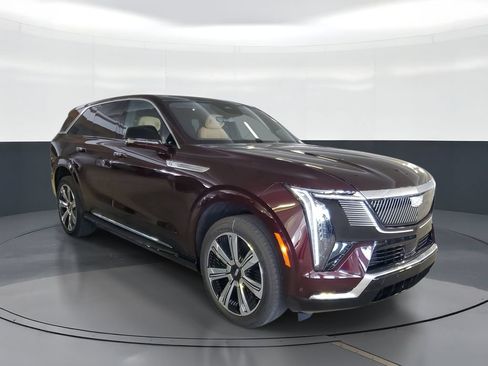 New 2026 Cadillac Escalade IQ Luxury 2 AWD/4WD image 2