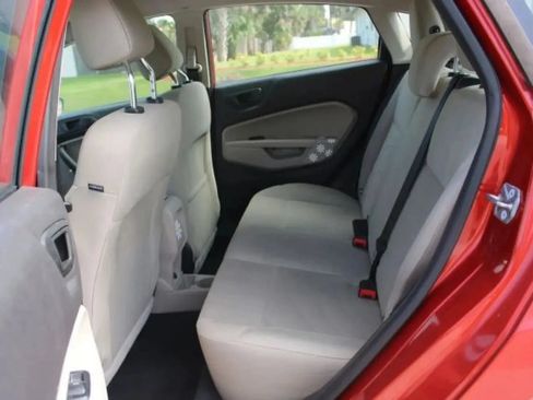 Used 2019 Ford Fiesta SE FWD image 15