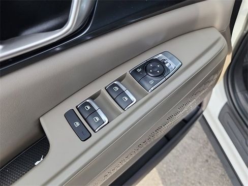 New 2026 Kia Carnival image 11