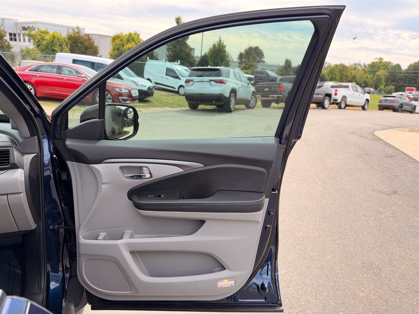 Used 2022 Honda Ridgeline RTL-E image 25