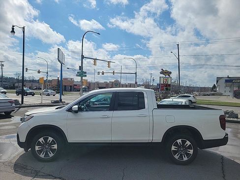 Used 2019 Honda Ridgeline RTL image 2
