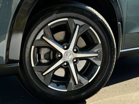 Certified 2025 Honda HR-V EX-L image 30