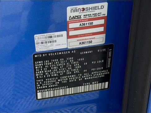 New 2025 Volkswagen ID. Buzz 1st Edition image 36