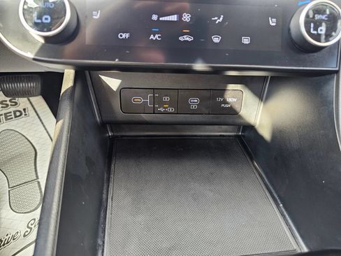 Used 2025 Hyundai Sonata SEL FWD image 28