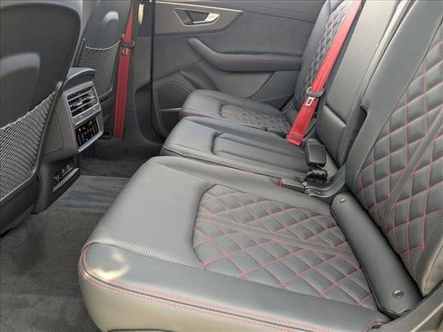 New 2026 Audi Q7 3.0T Prestige image 15