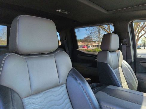 Used 2023 Chevrolet Silverado 1500 ZR2 w/ Technology Package AWD/4WD image 20