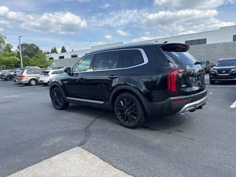 Used 2020 Kia Telluride SX w/ SX Prestige Package image 3