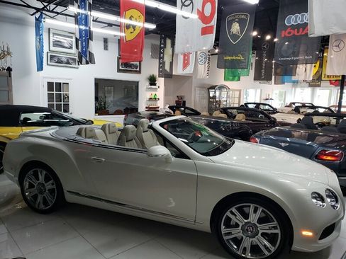 Used 2015 Bentley Continental GT AWD/4WD image 48