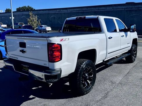 Used 2016 Chevrolet Silverado 2500 LTZ w/ LTZ Plus Package AWD/4WD image 5