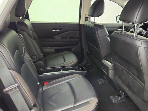 Used 2023 Nissan Pathfinder SL w/ SL Premium Package image 23