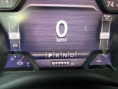 Used 2020 RAM 2500 Laramie AWD/4WD image 7