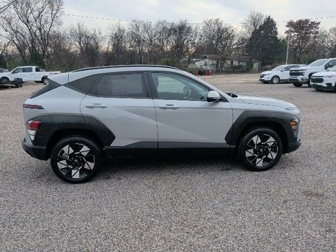 Used 2024 Hyundai Kona SEL image 6