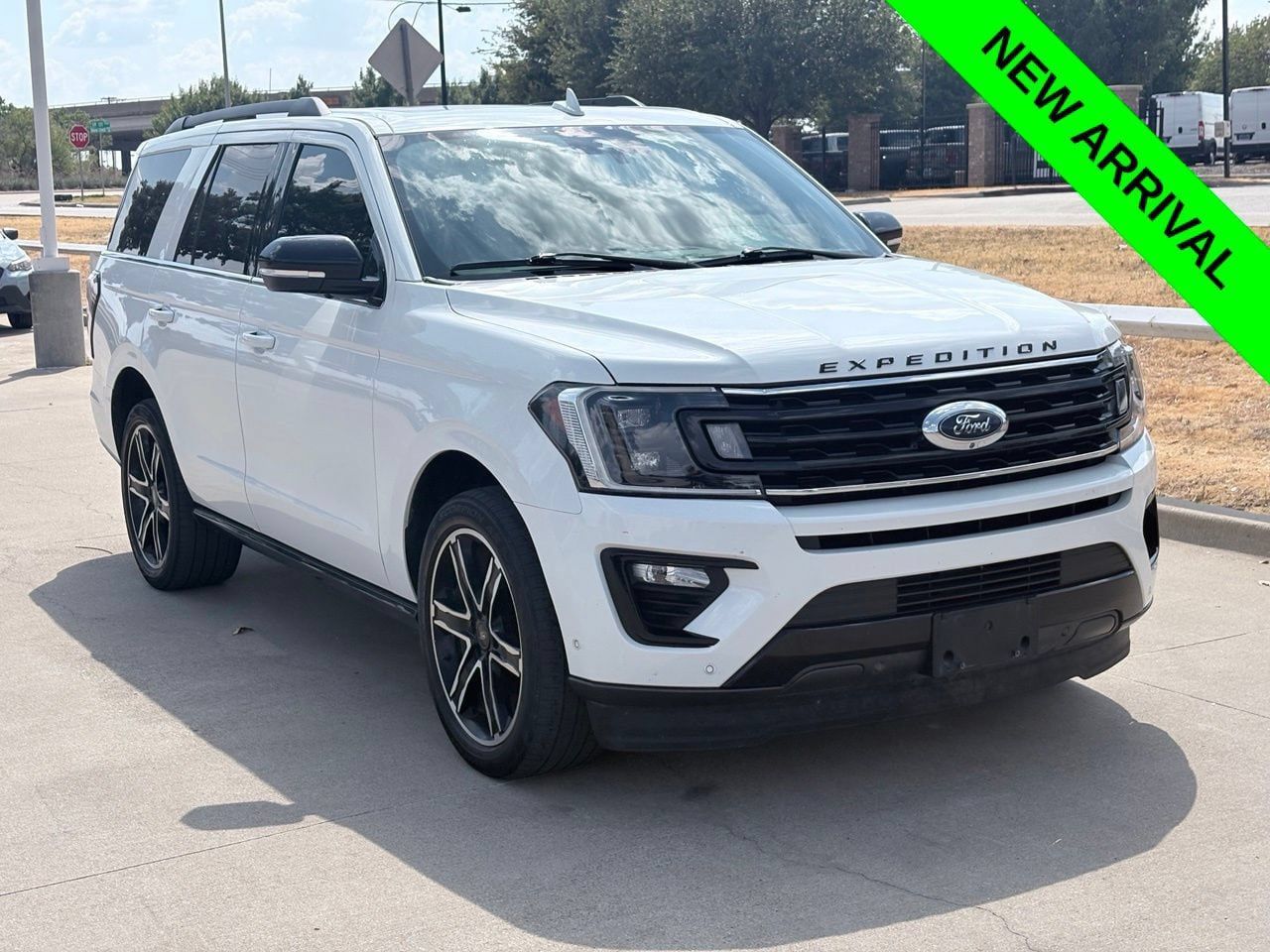 Used 2021 Ford Expedition Limited RWD image 1