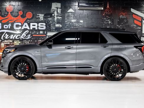 Used 2026 Ford Explorer ST w/ Sun And Sound Package AWD/4WD image 9