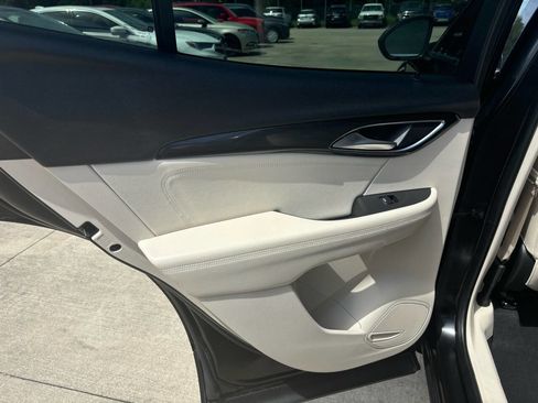 Used 2021 Buick Envision Essence image 14