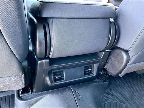 Used 2023 Chevrolet Silverado 1500 Custom Trail Boss w/ LPO, Dark Essentials Package AWD/4WD image 28