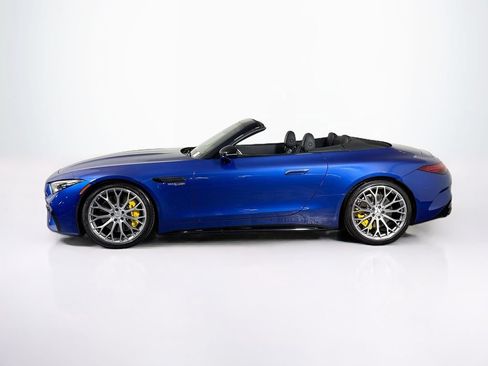 Used 2022 Mercedes-Benz SL 55 AMG 4MATIC image 2