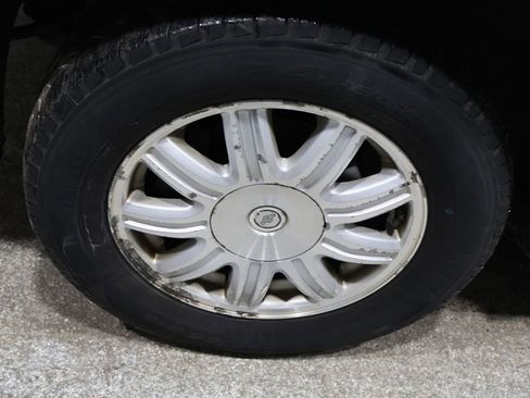 Used 2006 Chrysler Town & Country Touring image 8