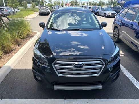 Used 2016 Subaru Outback 2.5i Limited AWD/4WD image 2