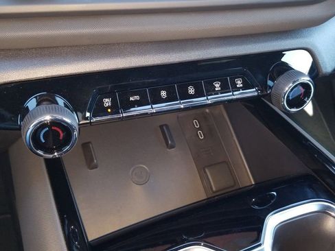 New 2025 Chevrolet Silverado EV LT image 8