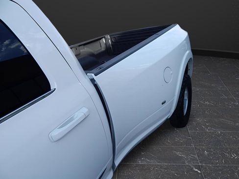 Used 2025 RAM 3500 Limited image 41