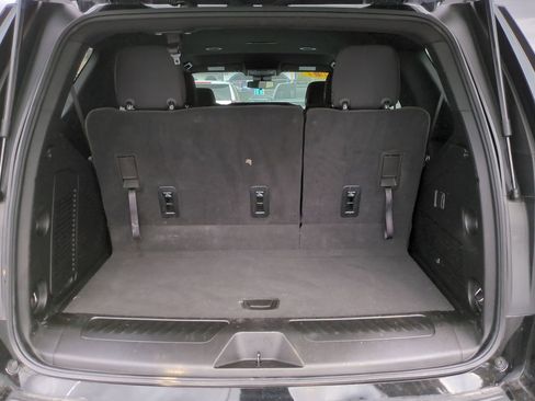 Used 2024 Chevrolet Tahoe LS image 13