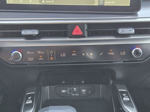 New 2026 Kia Sorento EX image 14