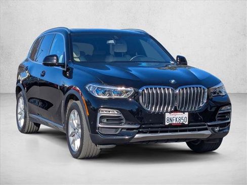 Used 2020 BMW X5 xDrive40i w/ Executive Package image 3
