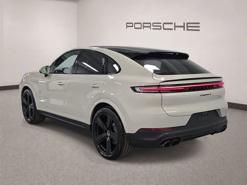 New 2026 Porsche Cayenne S AWD/4WD image 3