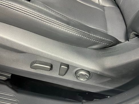 Used 2025 Subaru Legacy Limited w/ Popular Package #2 image 23