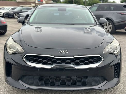 Used 2018 Kia Stinger RWD image 3