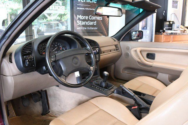 Used 1996 BMW 318i Convertible RWD image 20