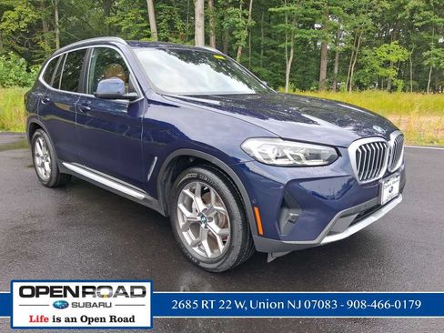 Used 2023 BMW X3 xDrive30i w/ Premium Package AWD/4WD image 1