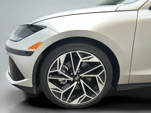 Certified 2024 Hyundai Ioniq 6 Limited AWD/4WD image 9