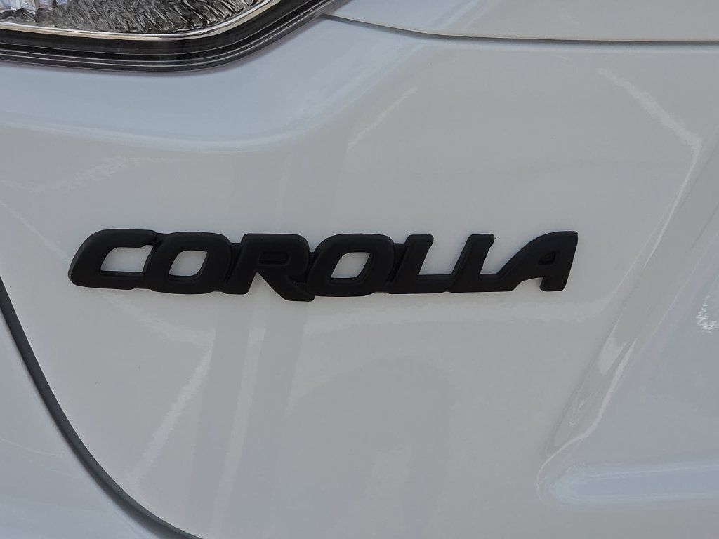 New 2027 Toyota Corolla SE FWD image 11