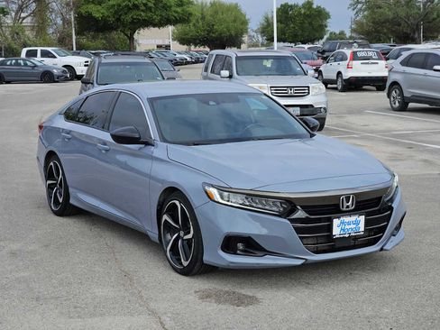 Used 2021 Honda Accord Sport image 3