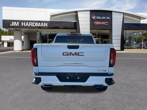 Used 2025 GMC Sierra 1500 AT4 w/ AT4 Premium Package AWD/4WD image 6