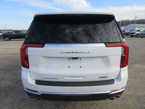 New 2026 GMC Yukon XL Denali image 5