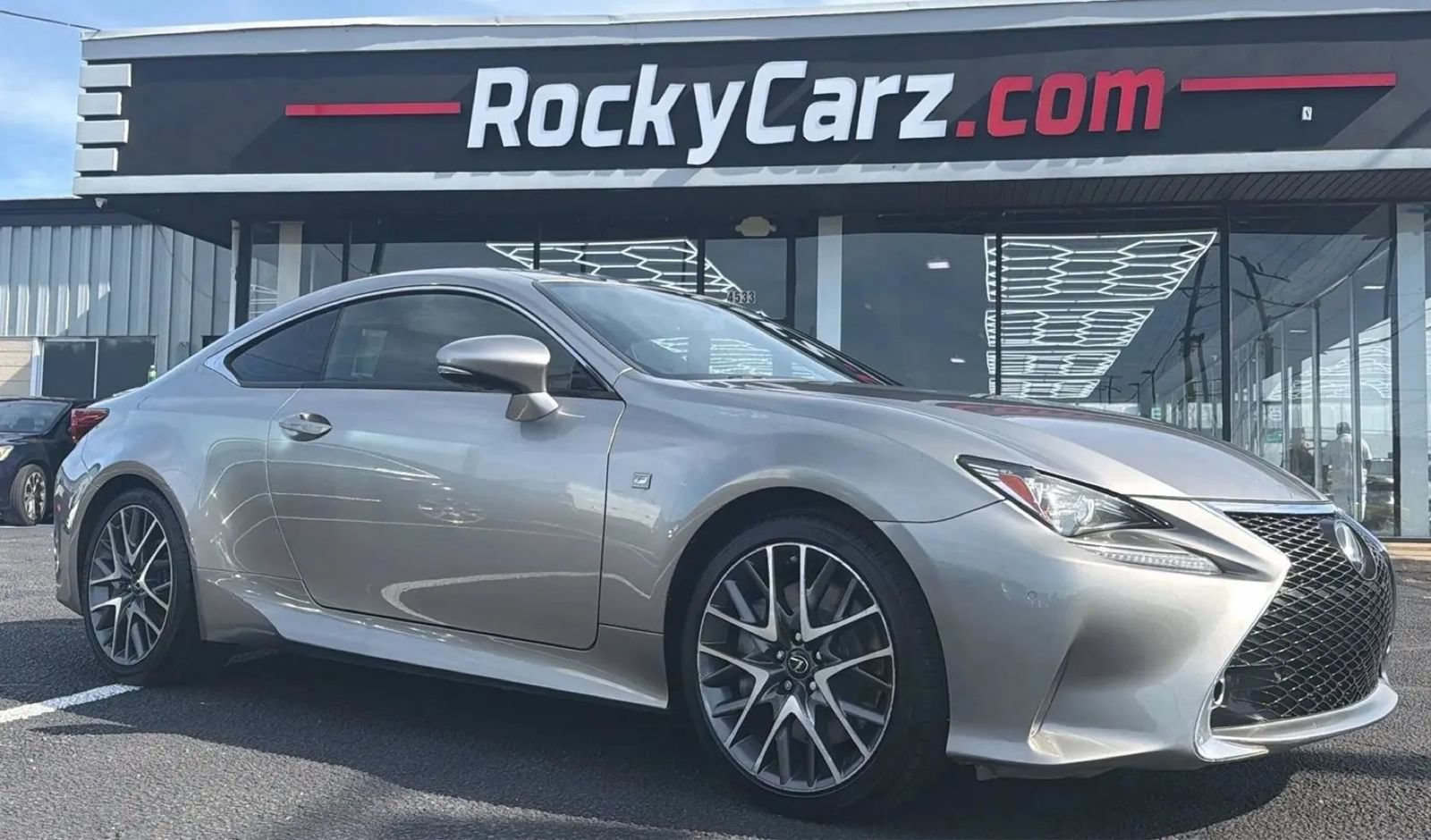 Used 2016 Lexus RC 200t RWD image 1