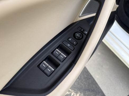 Used 2023 Acura TLX w/ Technology Package image 15